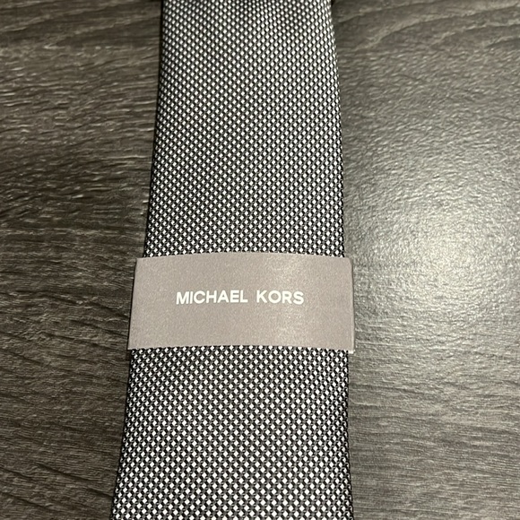 Michael Kors necktie. NWT - Picture 3 of 4